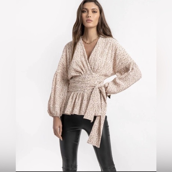 NWOT Bishop + Young Wrap Top - Picture 1 of 5